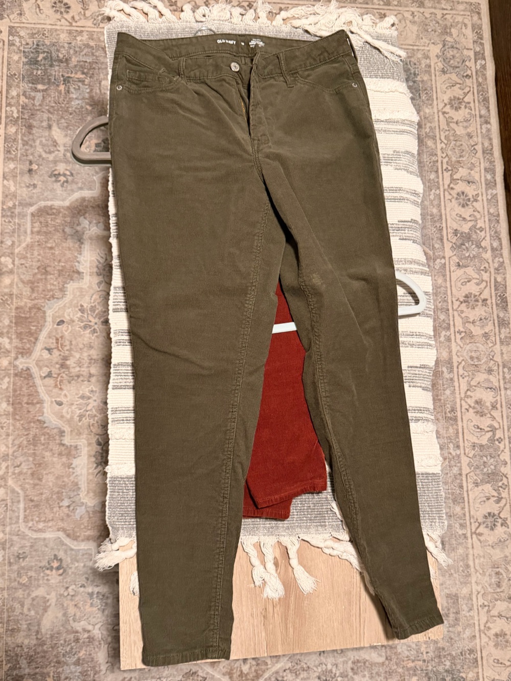 Old navy Women’s Olive Green corduroy Pants